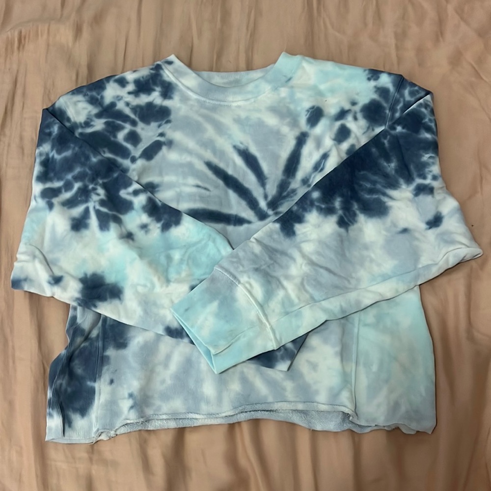 Blue Tye-Dye Crop Crewneck